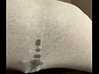 Mummy squirting close by yoga trousers with the addition of interesting chubby cumshot!